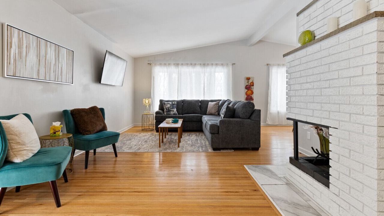 Photo of Livingroom in Rochester