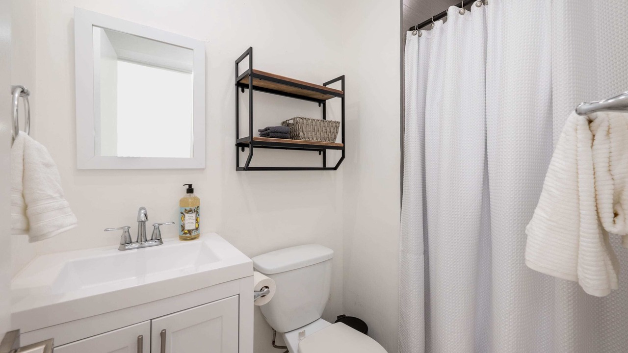 Photo of Bathroom in The Roads