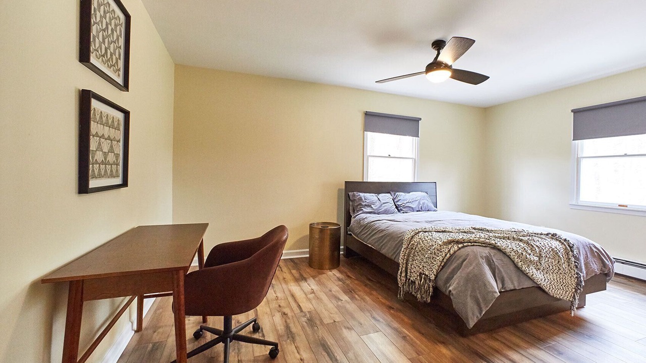 Photo of Bedroom in Warwick