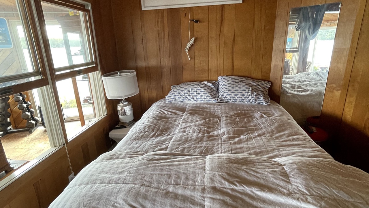 Photo of Bedroom in Otis