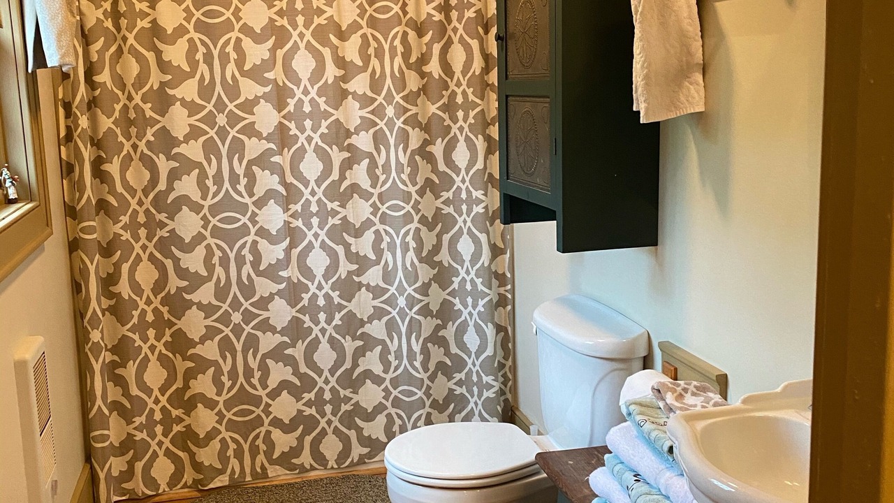 Photo of Bathroom in Fort Defiance