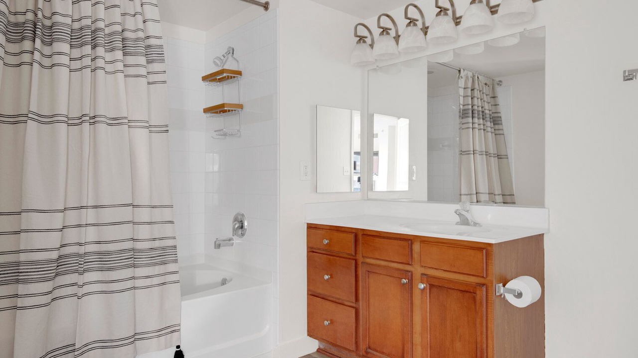 Photo of Bathroom in Logan Circle