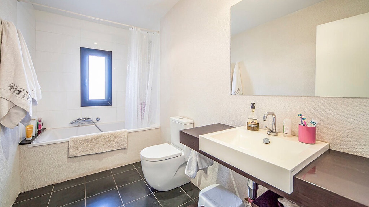 Photo of Bathroom in Puebla Tornesa