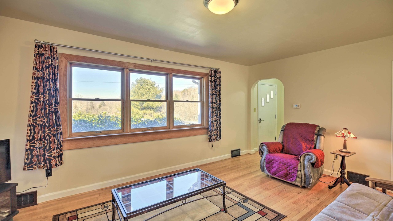Photo of Bedroom in Atkins