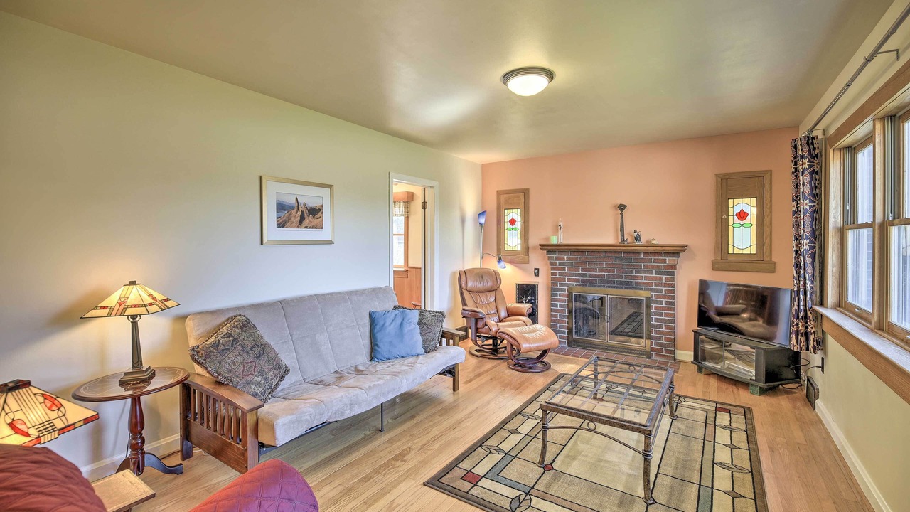 Photo of Bedroom in Atkins