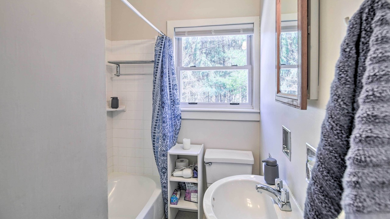 Photo of Bathroom in Atkins