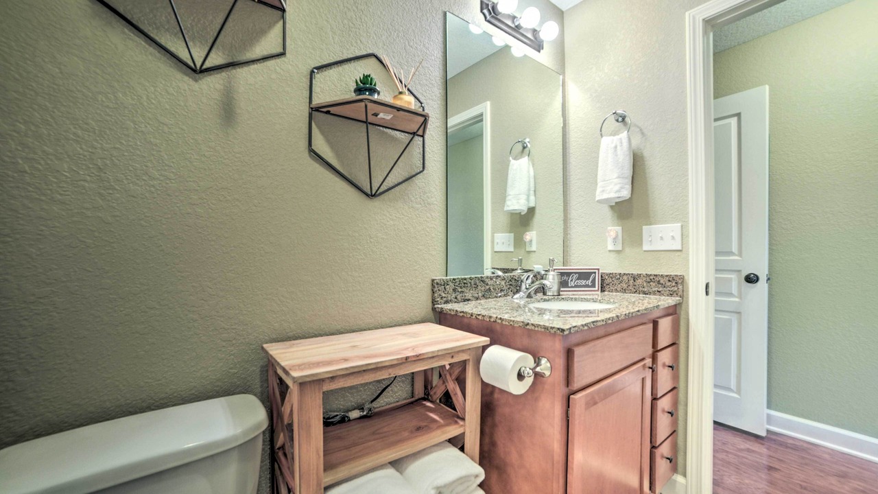 Photo of Bathroom in Murray