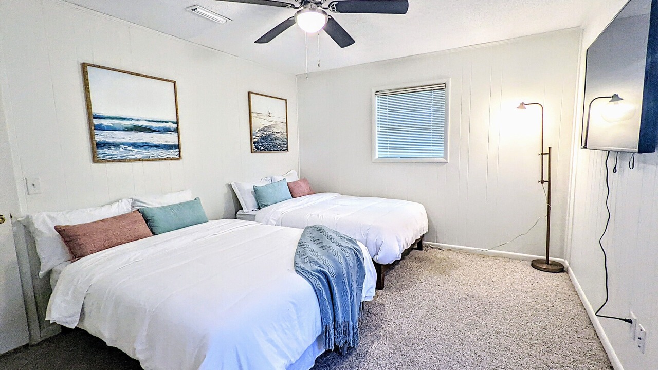 Photo of Bedroom in Hollywood Beach