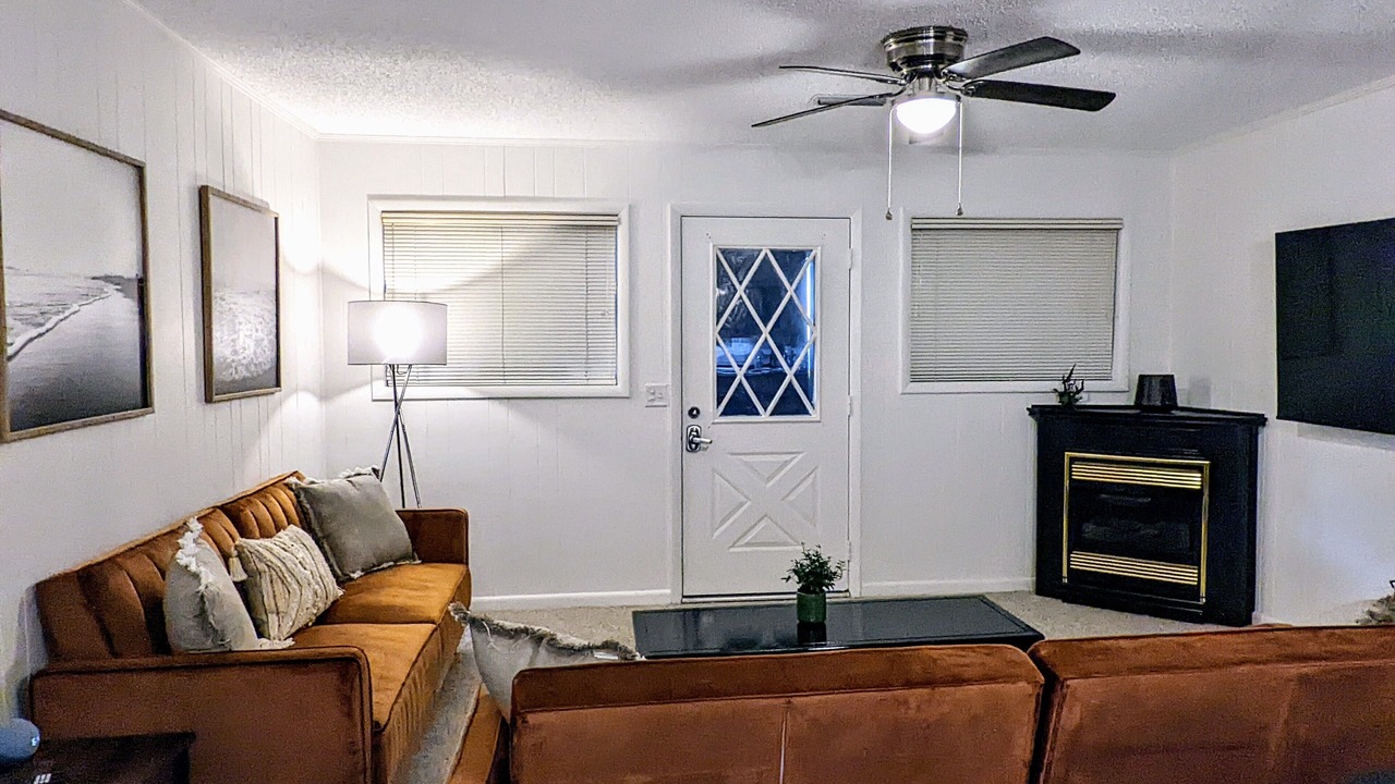 Photo of Livingroom in Hollywood Beach