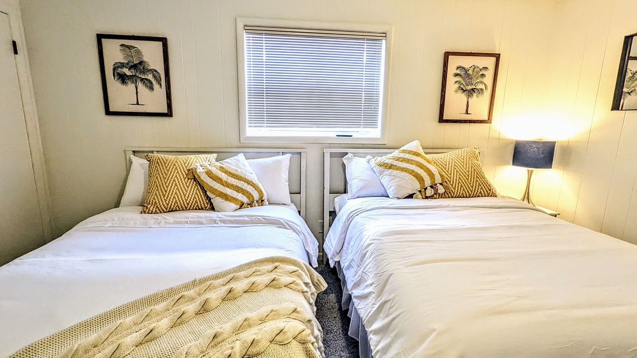 Photo of Bedroom in Hollywood Beach