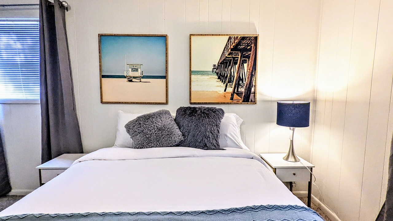 Photo of Bedroom in Hollywood Beach