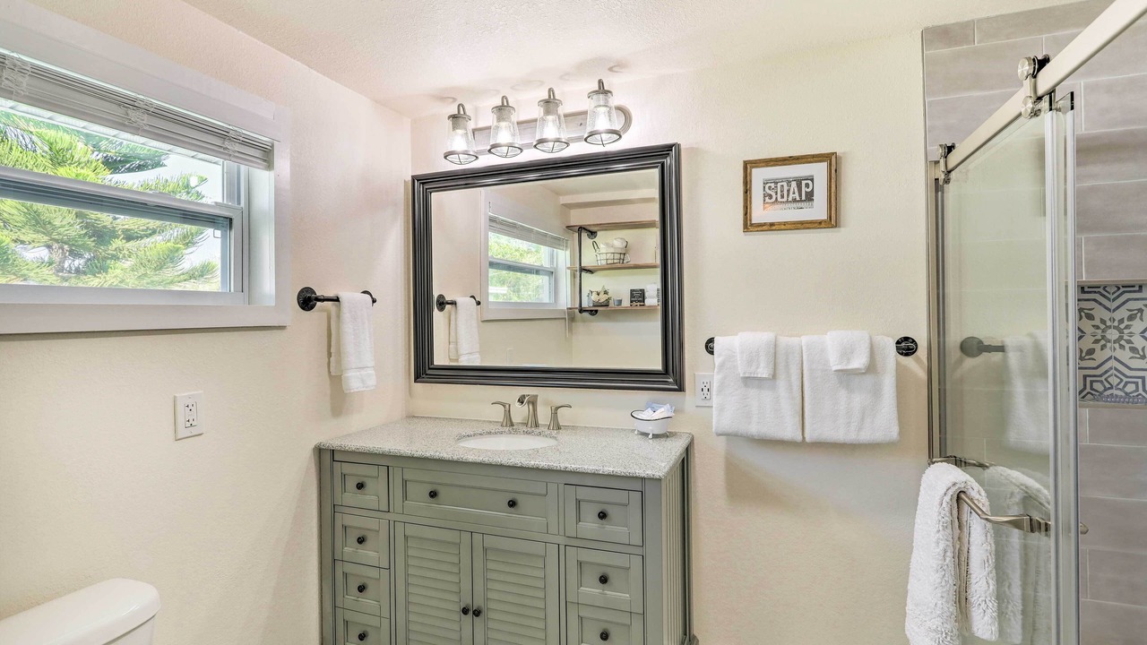 Photo of Bathroom in Hampton Homes