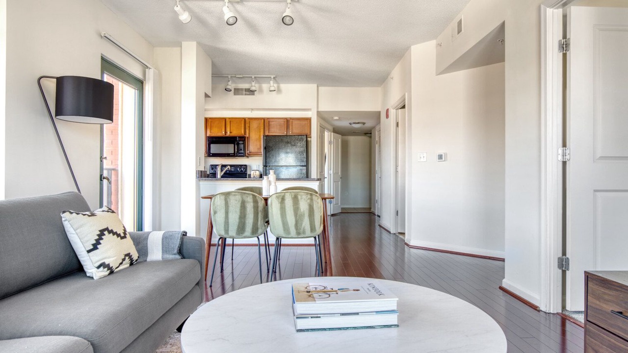 Photo of Livingroom in Logan Circle