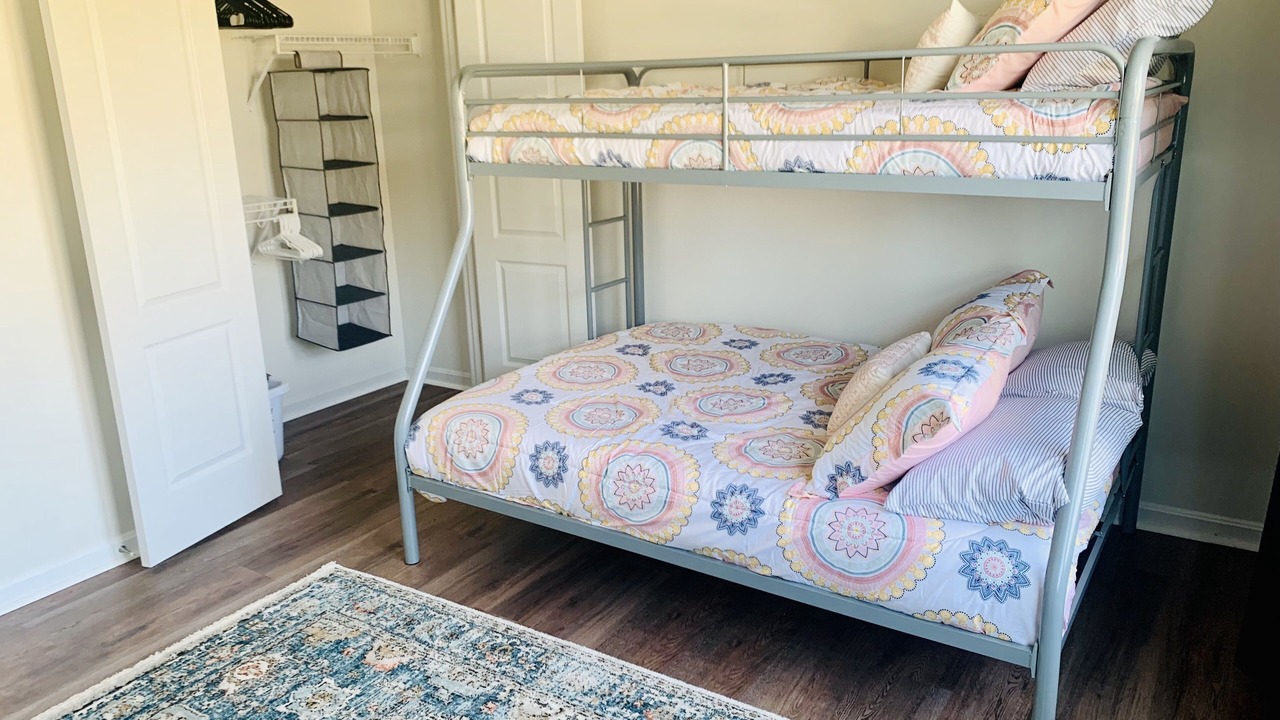 Photo of Bedroom in Hebron