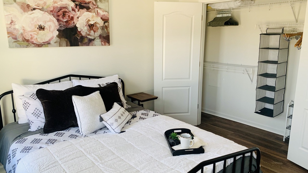 Photo of Bedroom in Hebron
