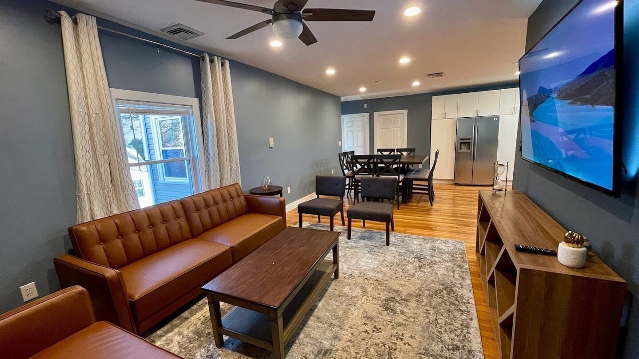 Photo of Livingroom in Prospect Hill