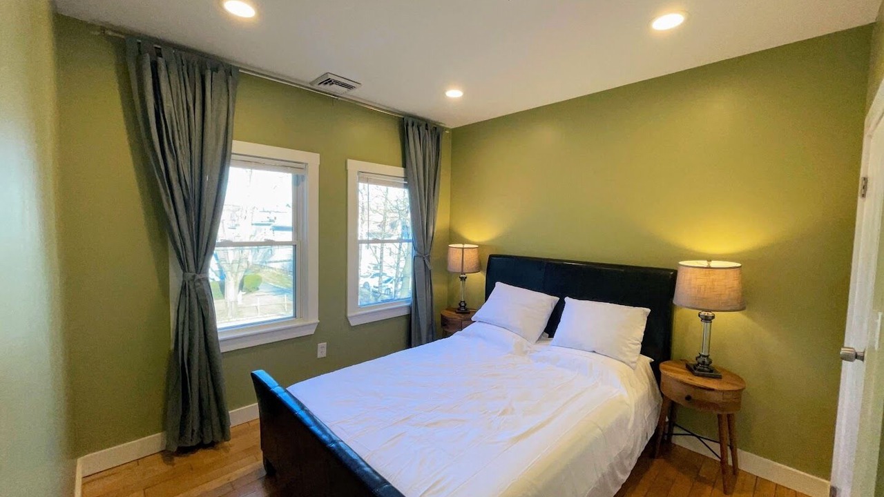 Photo of Bedroom in Prospect Hill