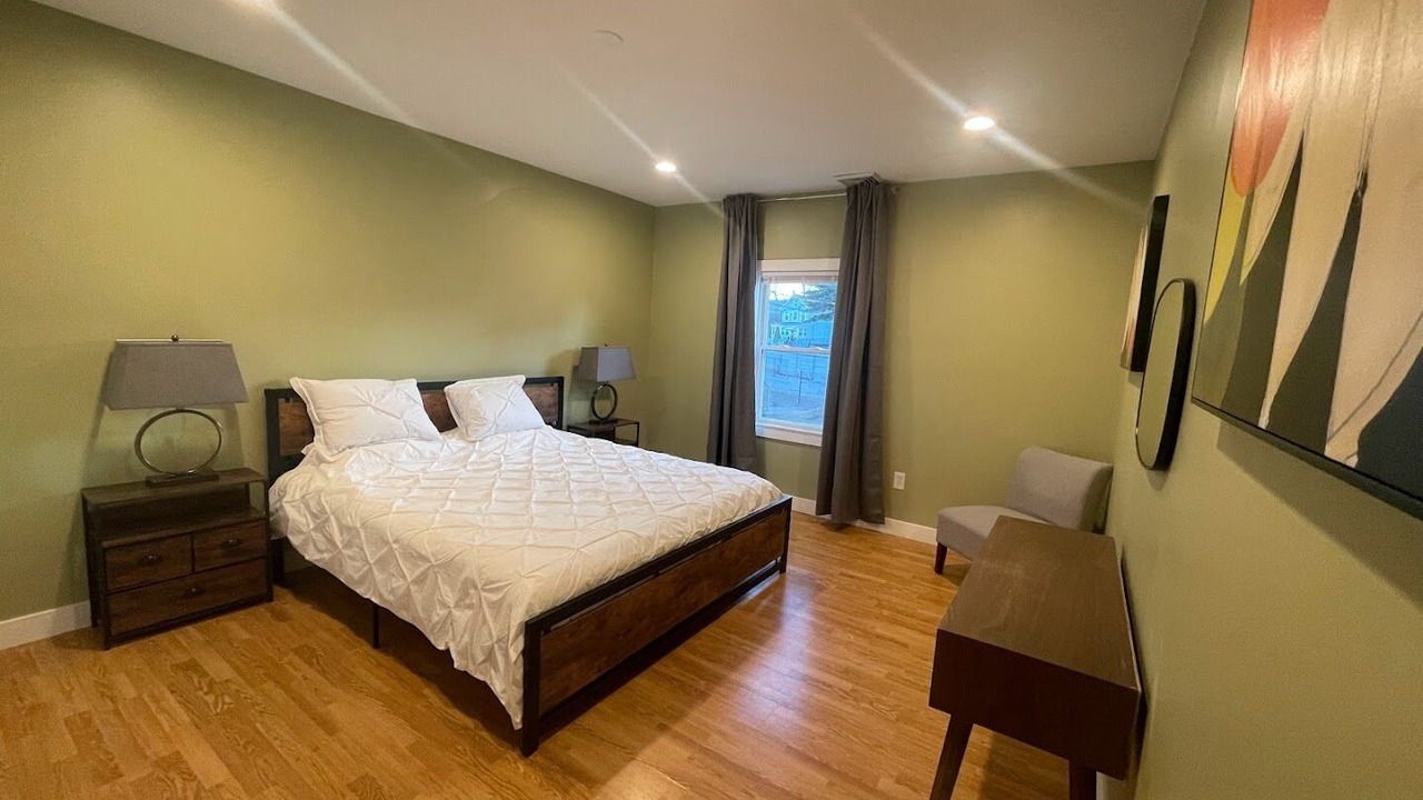 Photo of Bedroom in Prospect Hill