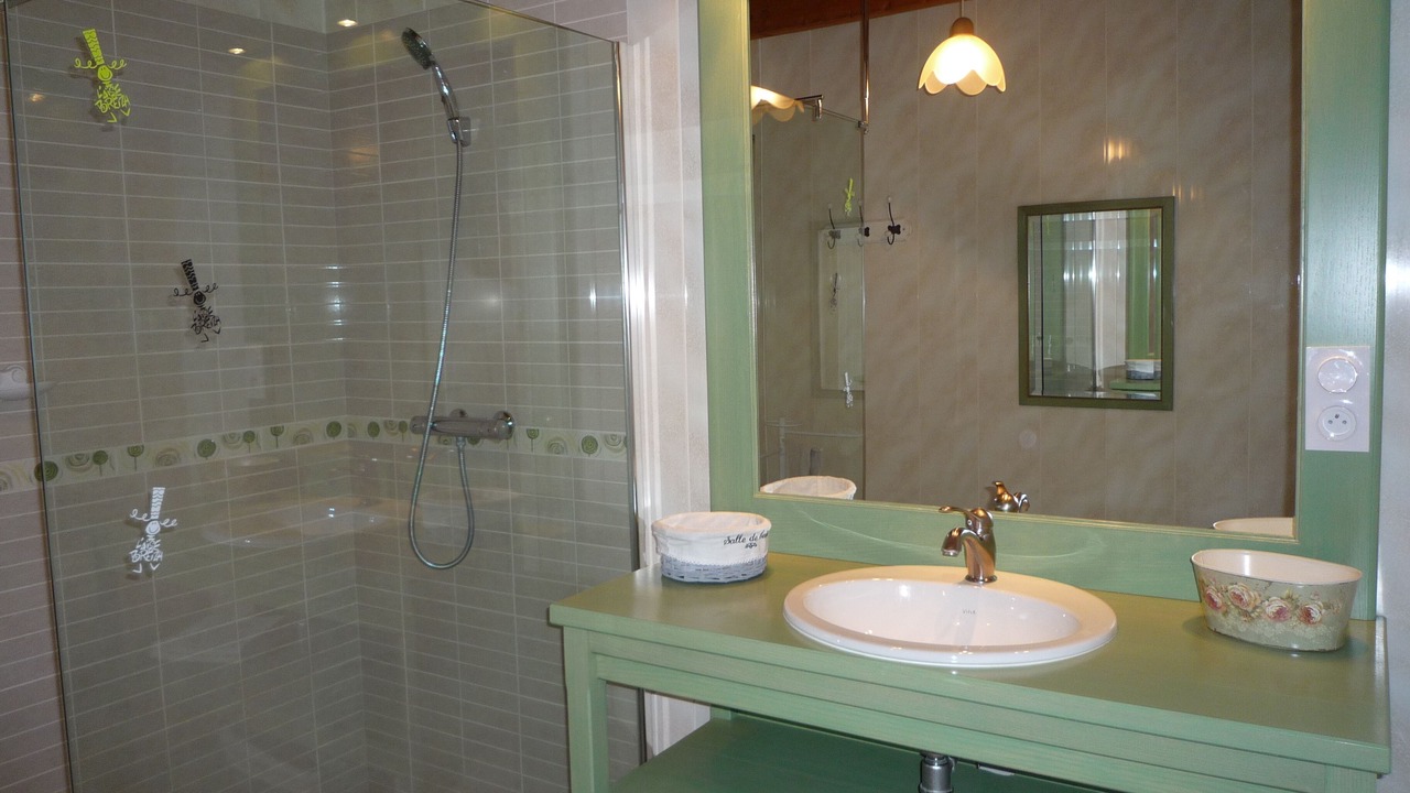 Photo of Bathroom in Scrignac