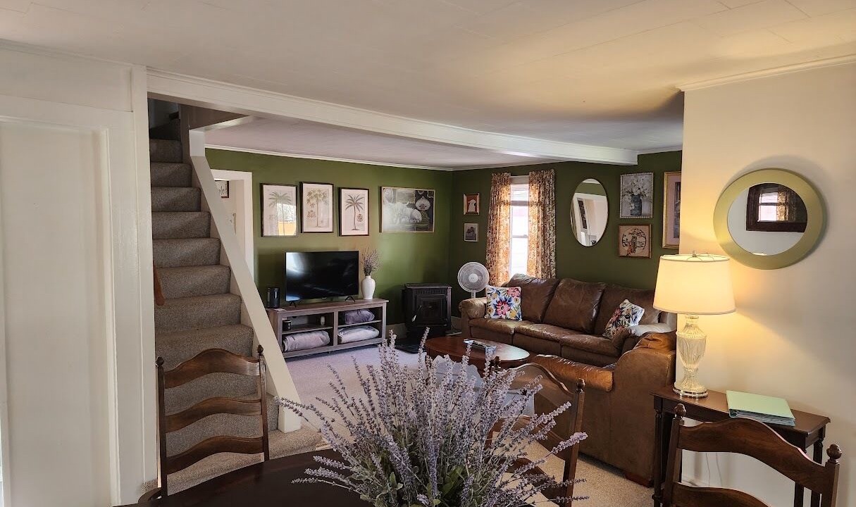 Photo of Livingroom in Alexandria Bay