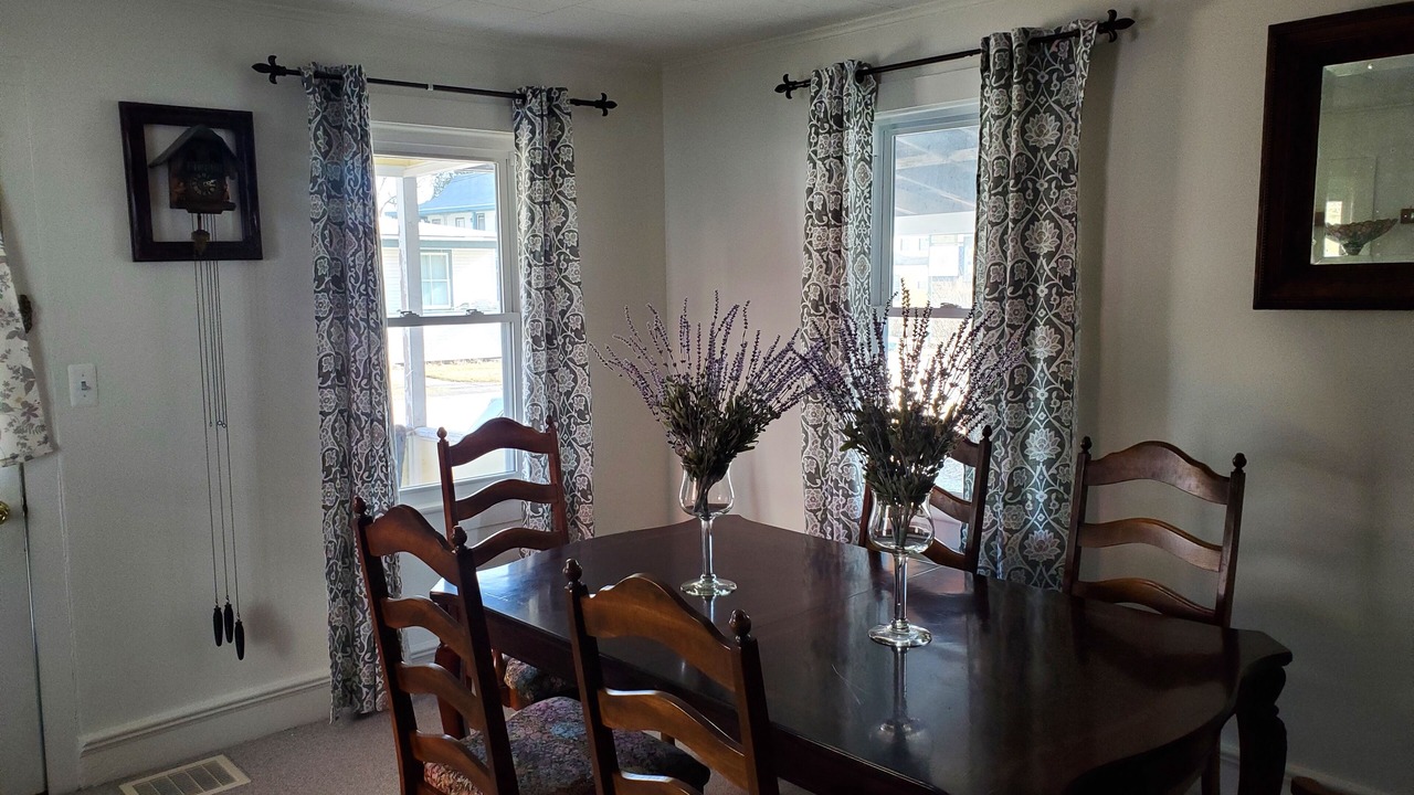 Photo of Livingroom in Alexandria Bay