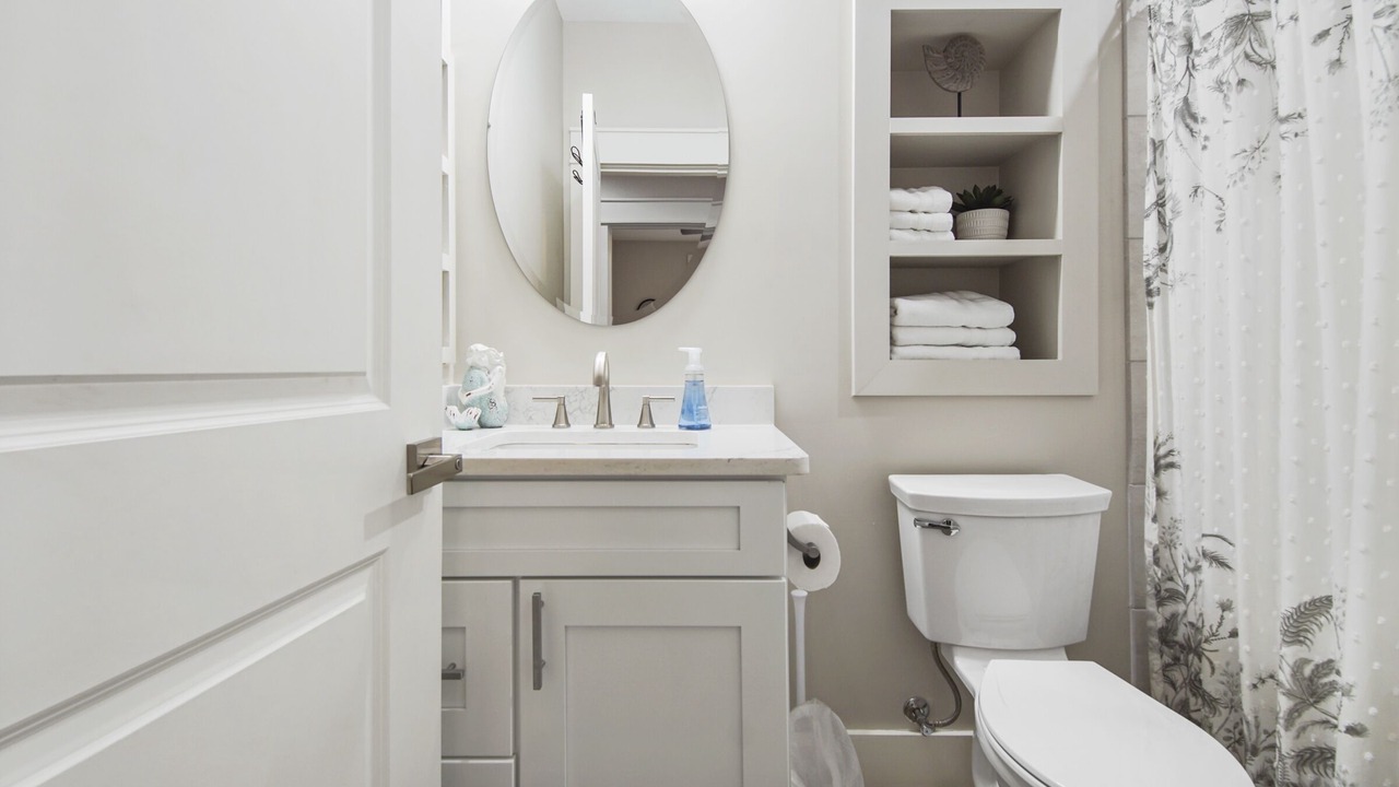 Photo of Bathroom in Kiska Beach