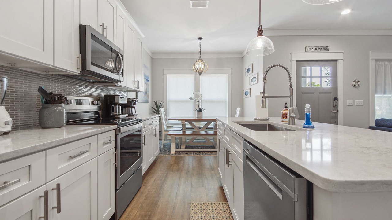 Photo of Kitchen in Kiska Beach