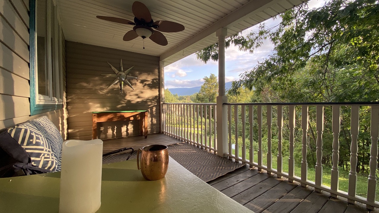 Photo of Patio Balcony in Round Top