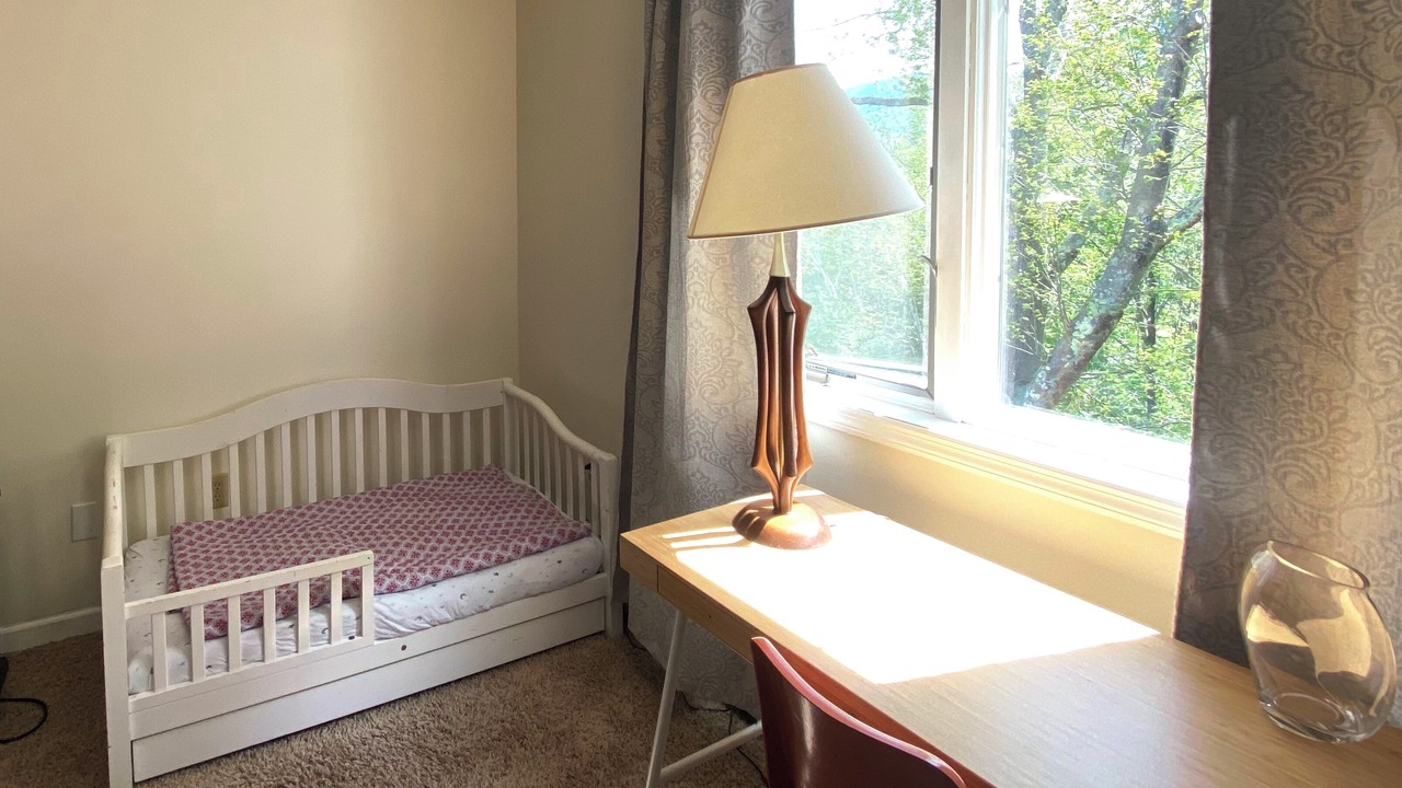 Photo of Bedroom in Round Top