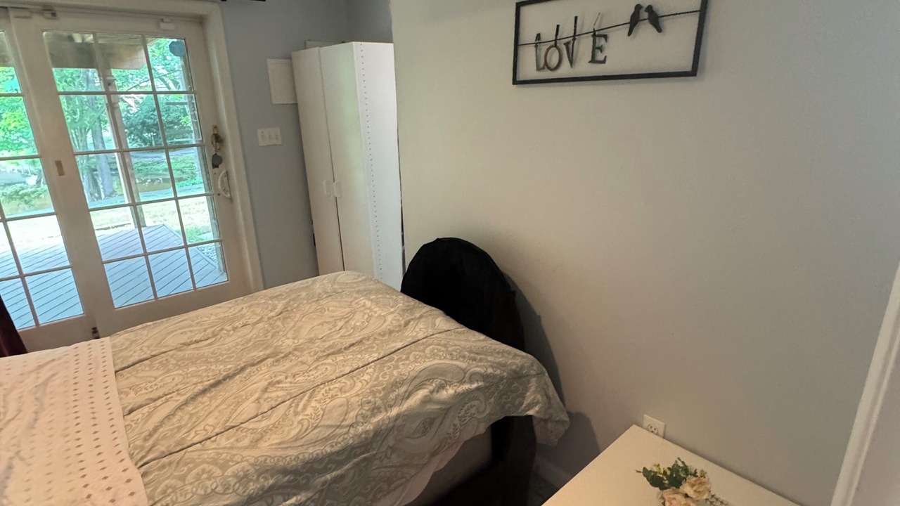 Photo of Bedroom in Burke