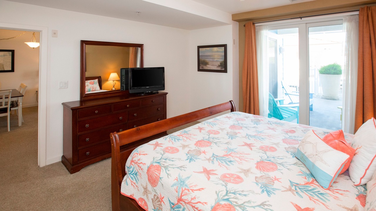 Photo of Bedroom in Sandbridge
