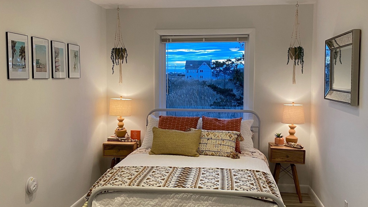 Photo of Bedroom in Mastic Beach