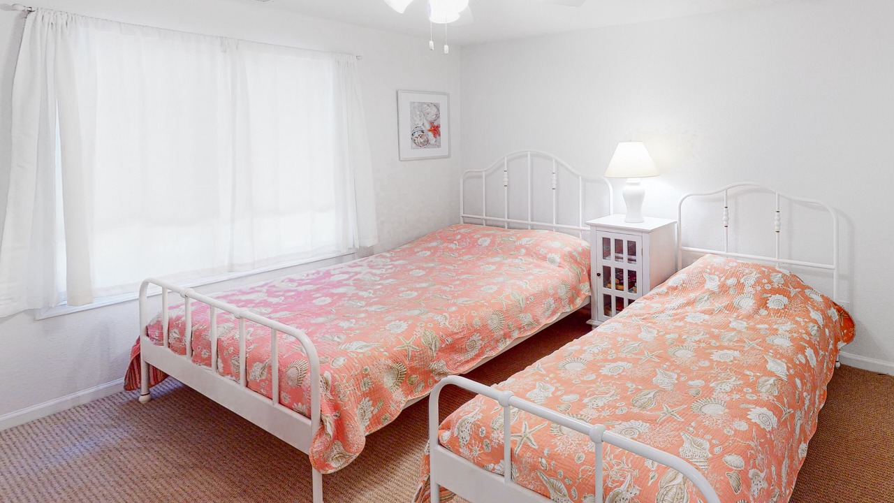 Photo of Bedroom in Sandbridge