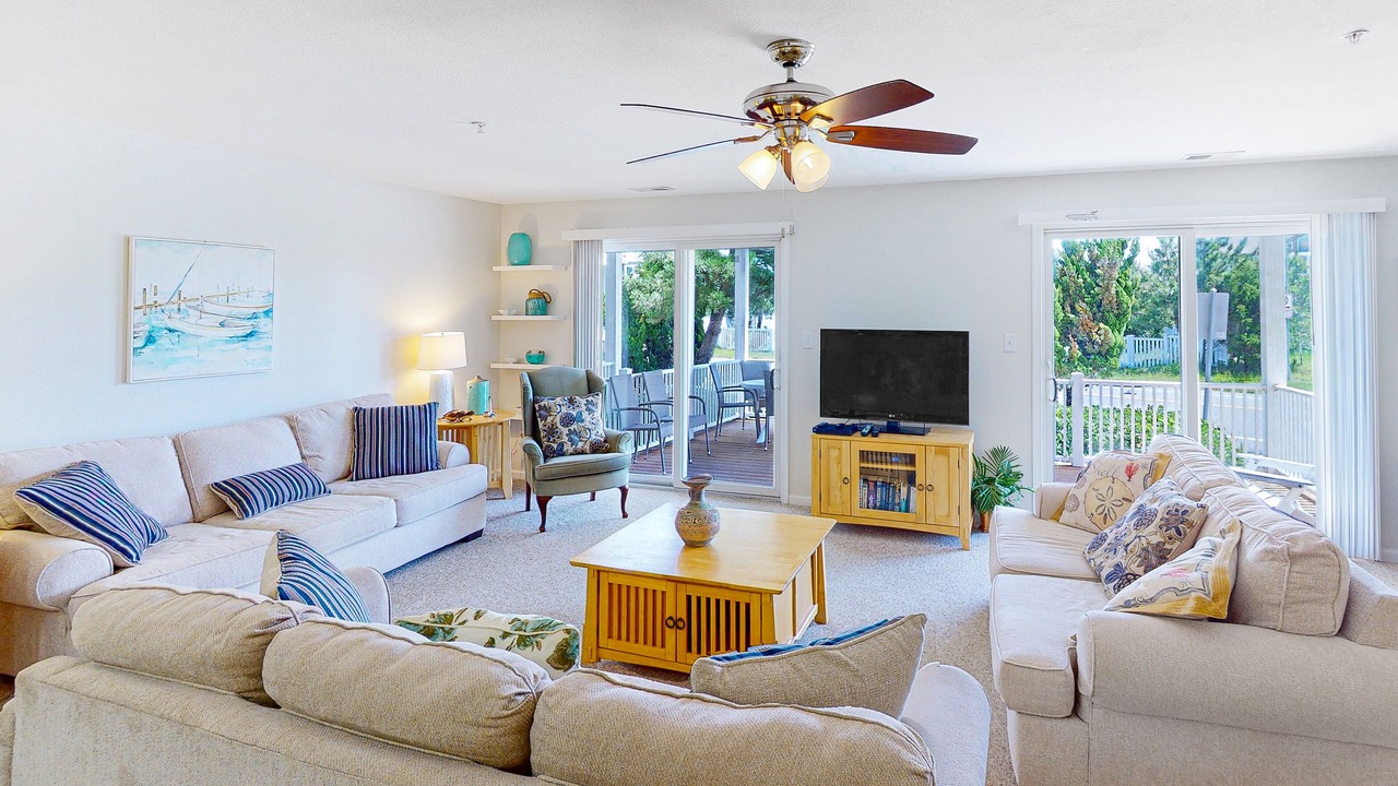 Photo of Livingroom in Sandbridge