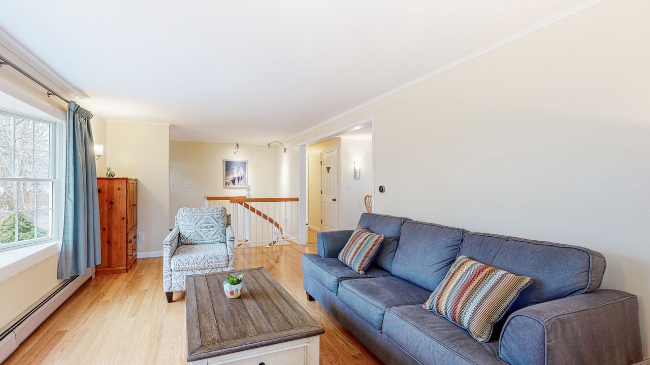 Photo of Livingroom in East Harwich