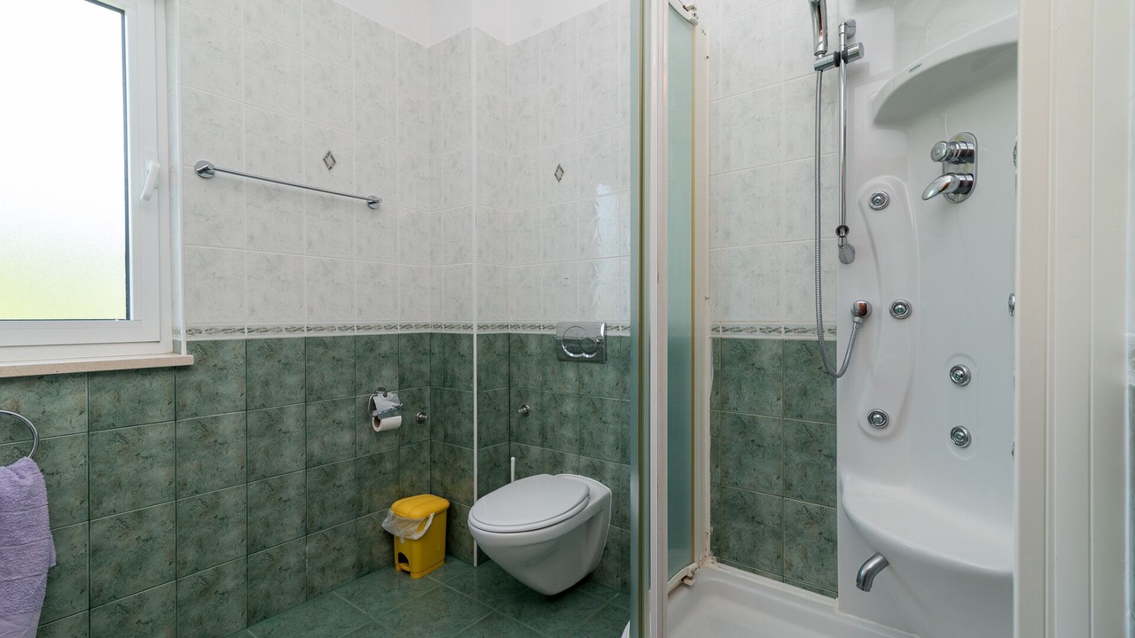 Photo of Bathroom in Marina