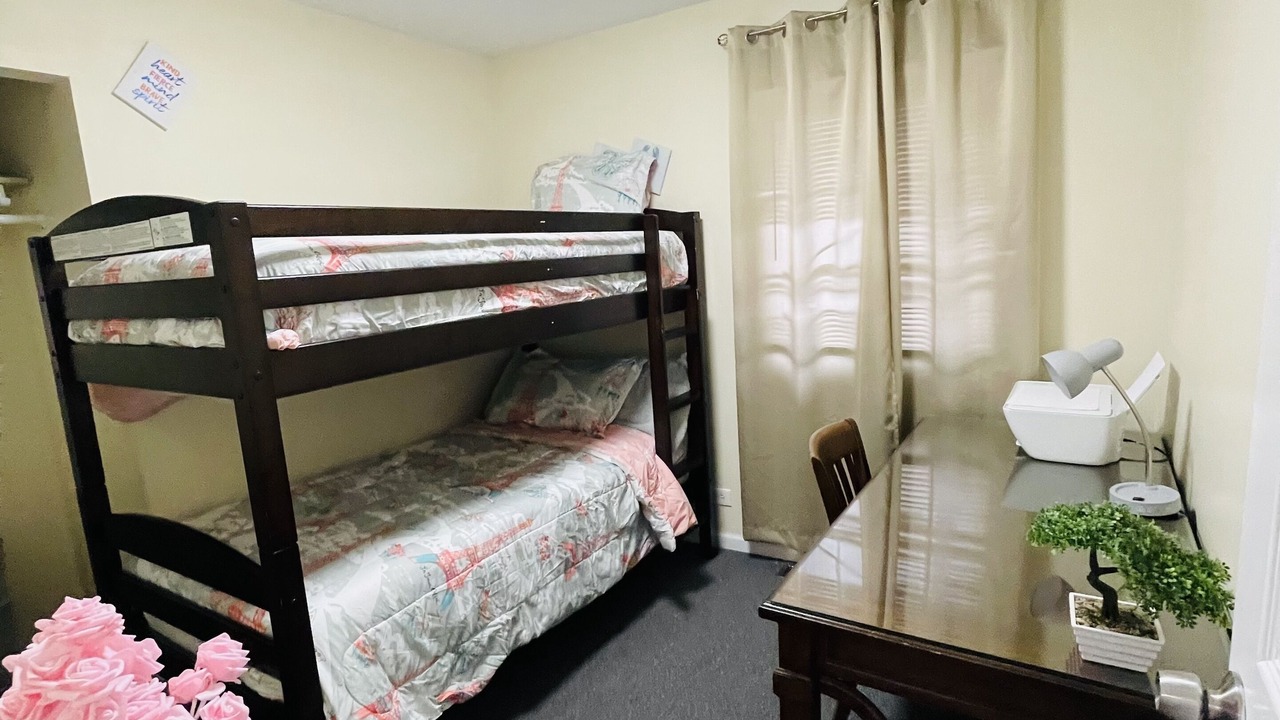 Photo of Bedroom in Harvey