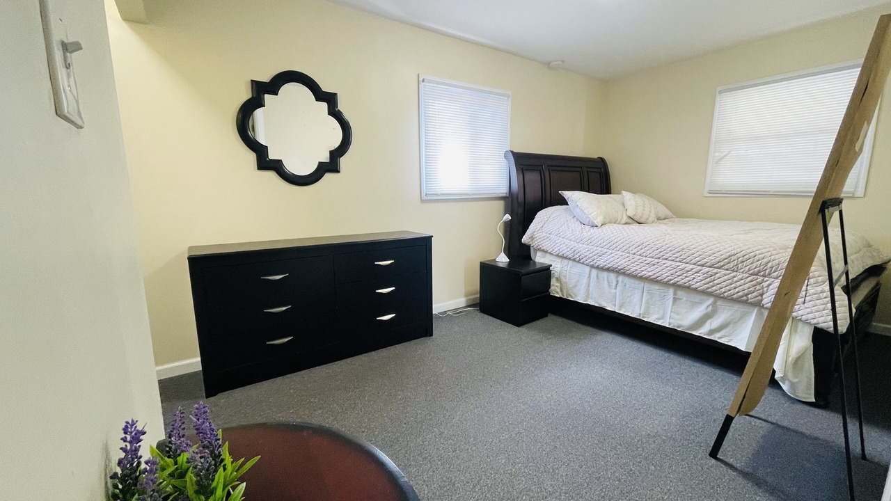 Photo of Bedroom in Harvey