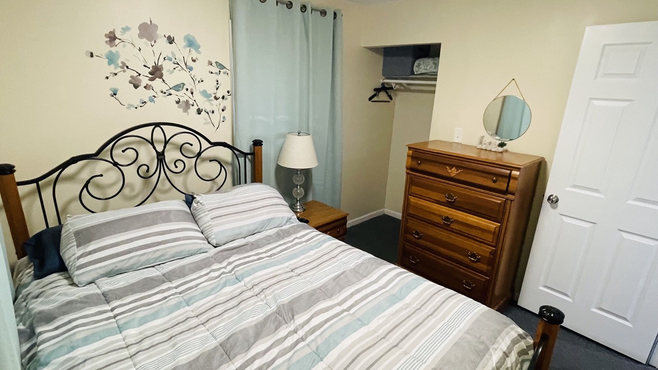 Photo of Bedroom in Harvey