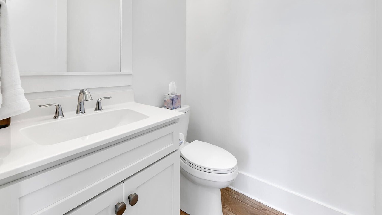 Photo of Bathroom in Greenway Park