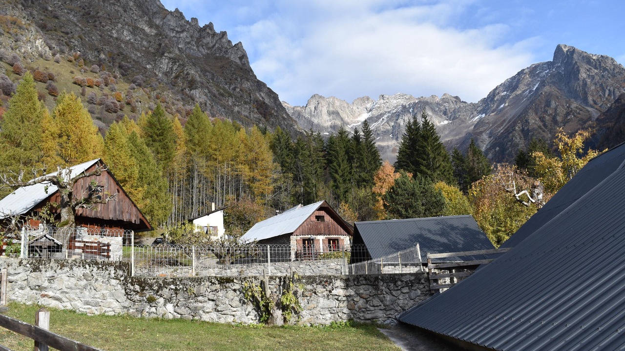 Photo of Others in Pierre-Chatel
