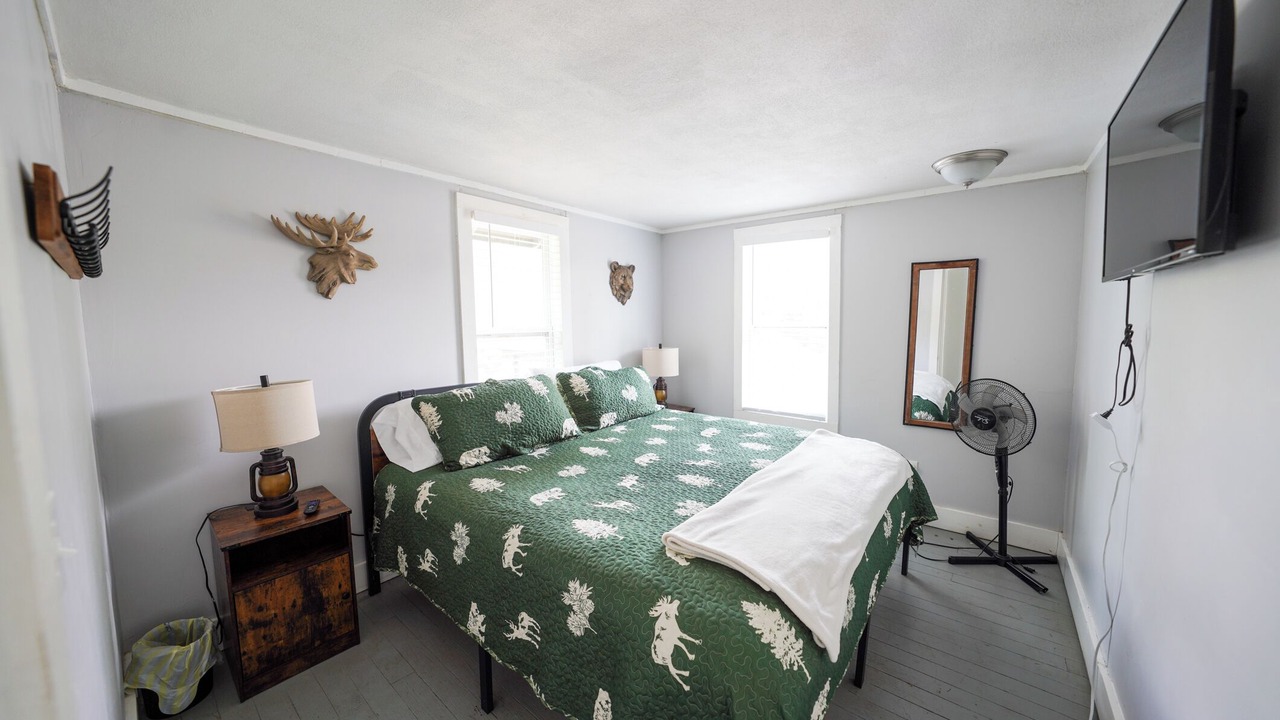 Photo of Bedroom in Boonville