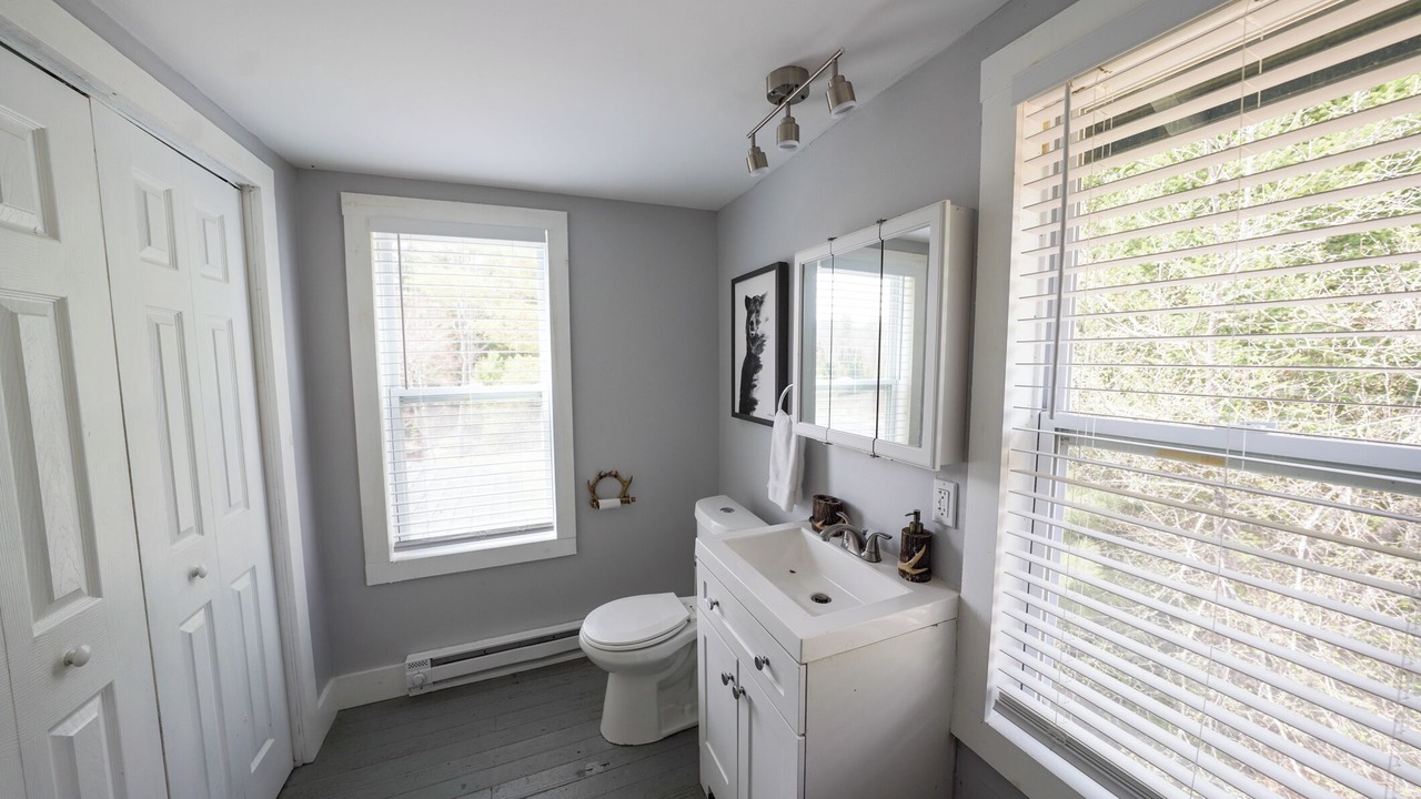 Photo of Bathroom in Boonville