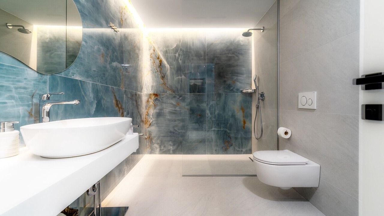 Photo of Bathroom in Duce