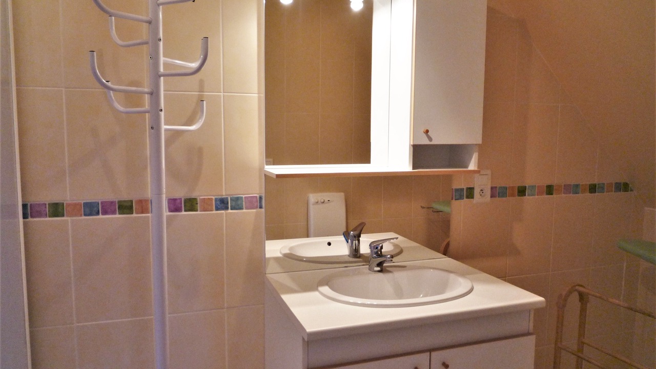 Photo of Bathroom in Scrignac