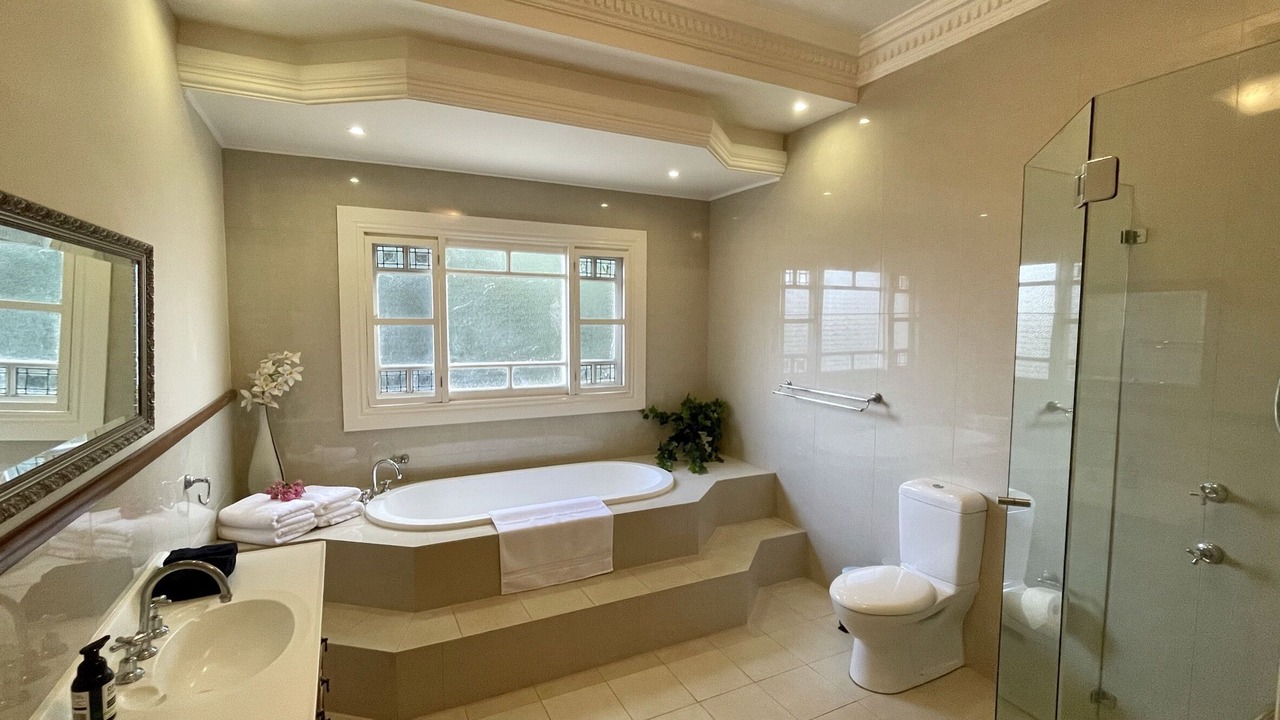Photo of Bathroom in Parkes