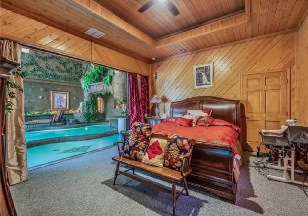 Photo of Bedroom in Homosassa Springs