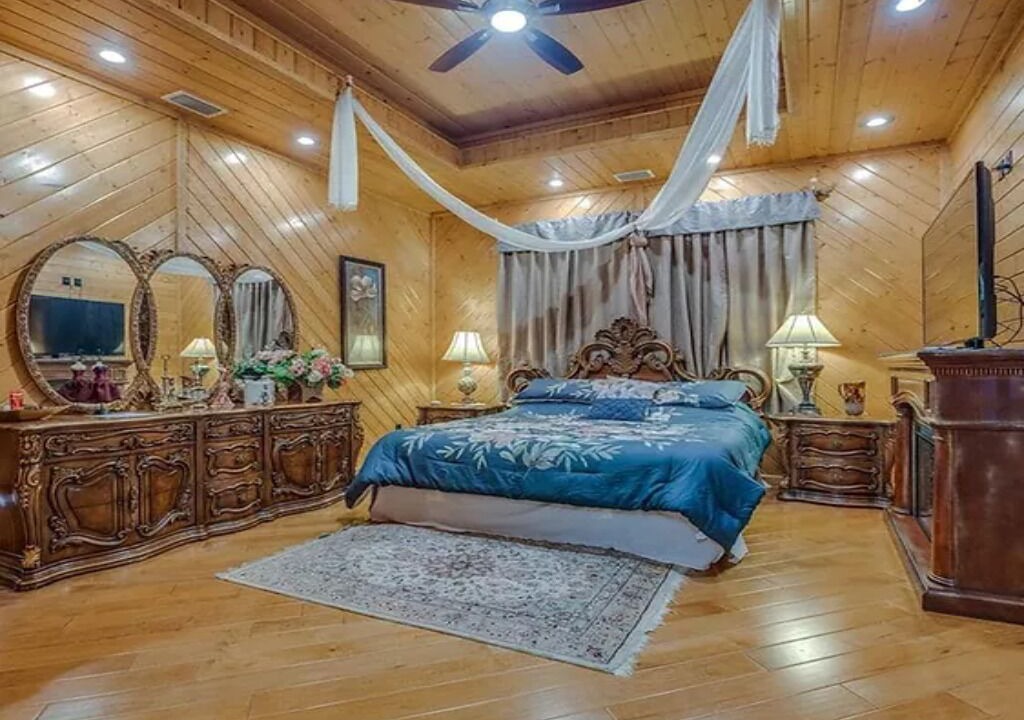 Photo of Bedroom in Homosassa Springs
