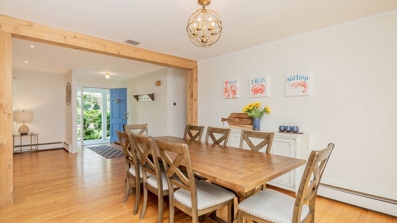 Photo of Bedroom in Suffolk County