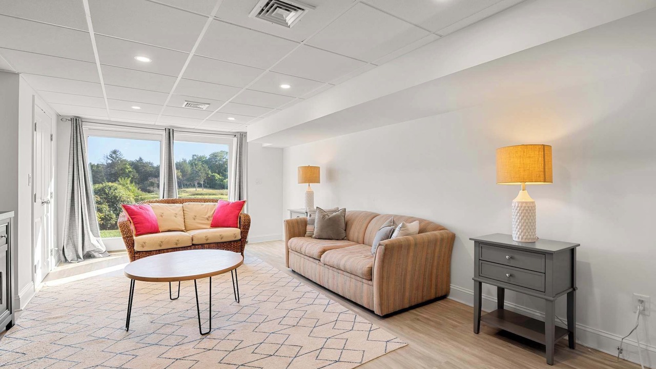 Photo of Livingroom in Barnstable